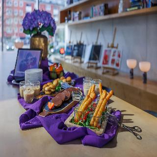 art'otel cologne powered by Radisson Hotels fotoÄŸrafÄ±