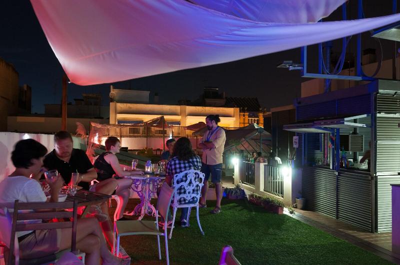 The Nomad Hostel - Bar