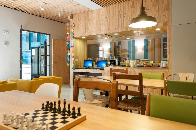 The Nomad Hostel - Lobi