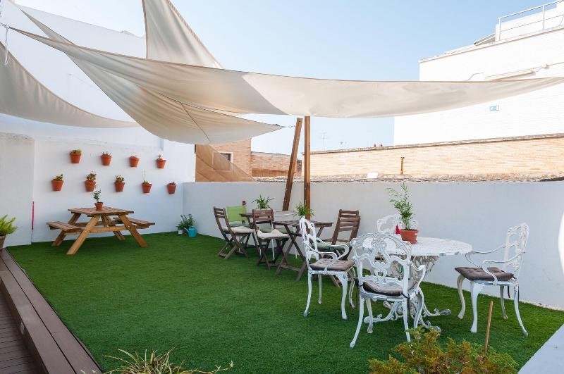 The Nomad Hostel - Teras