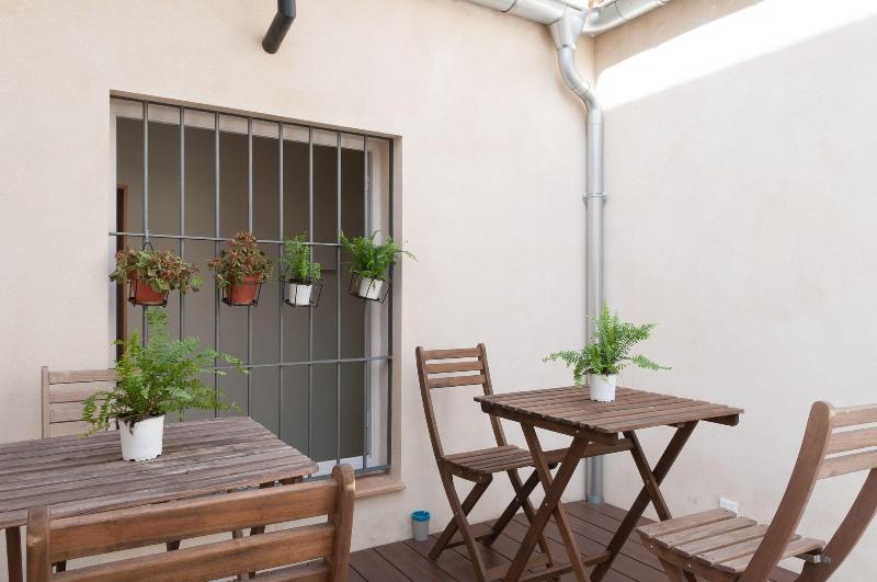 The Nomad Hostel - Teras