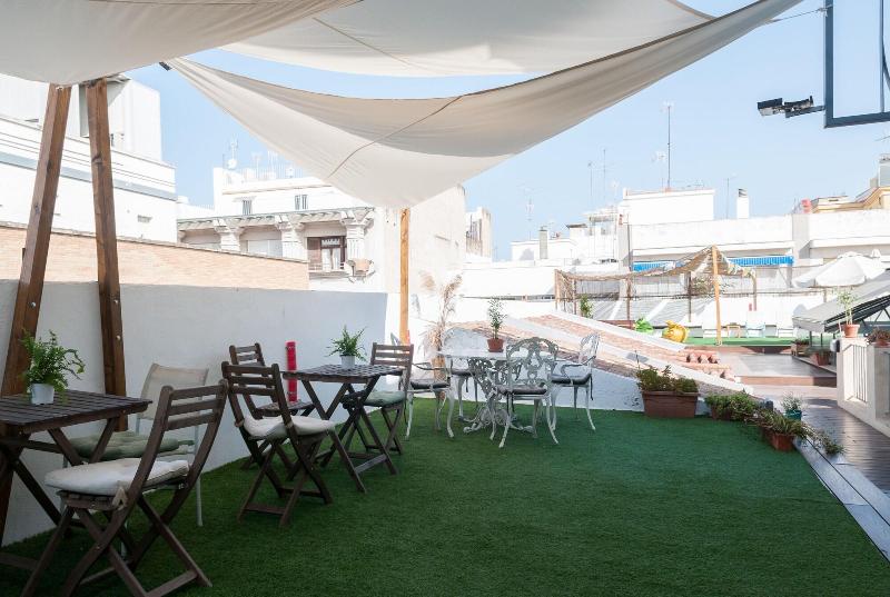 The Nomad Hostel - Teras