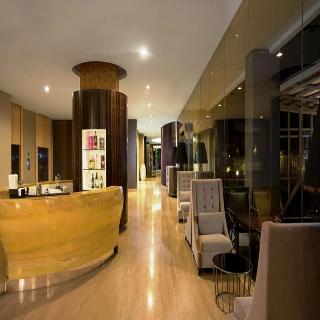 Nemuru Grand Bellevue Radio Dalam fotoÄŸrafÄ±