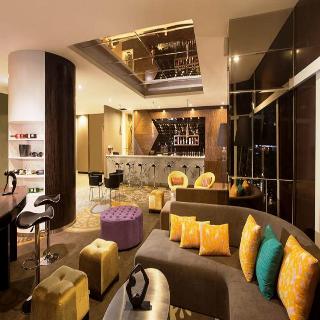 Nemuru Grand Bellevue Radio Dalam fotoÄŸrafÄ±