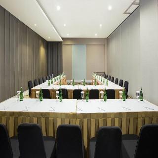 Nemuru Grand Bellevue Radio Dalam fotoÄŸrafÄ±