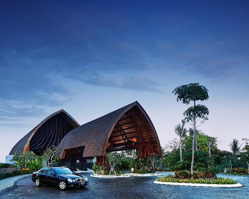 MERUSAKA Nusa Dua - Lobi