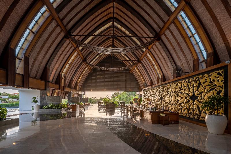 MERUSAKA Nusa Dua - Lobi