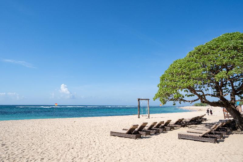 MERUSAKA Nusa Dua - Plaj
