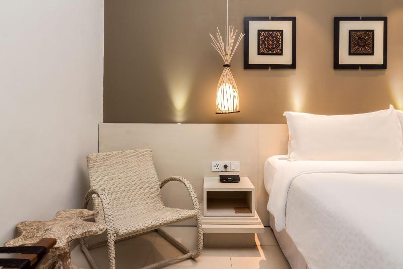 Four Points by Sheraton  Kuta - Oda