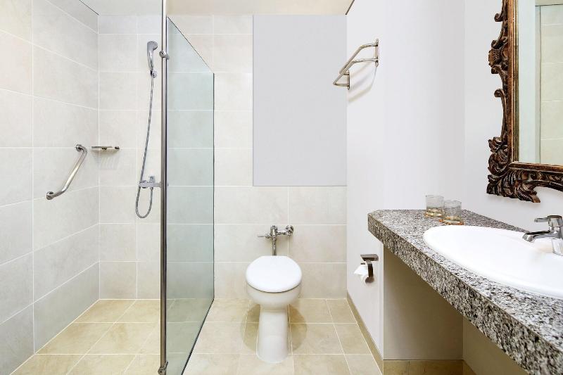 Four Points by Sheraton  Kuta - Oda