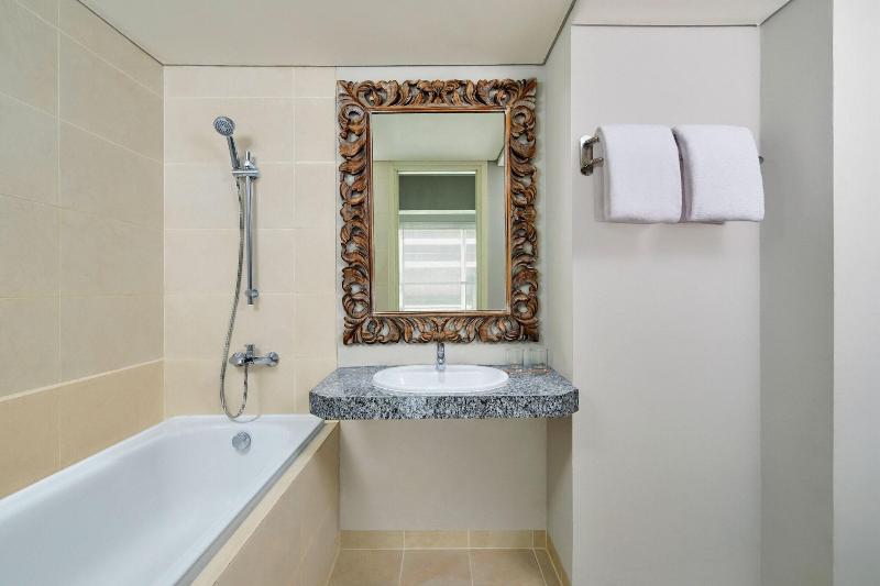 Four Points by Sheraton  Kuta - Oda