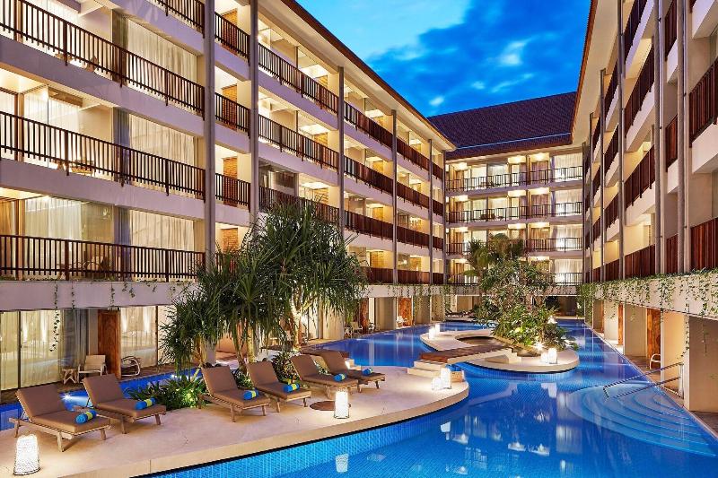 Four Points by Sheraton  Kuta - Havuz