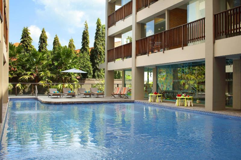 Four Points by Sheraton  Kuta - Havuz