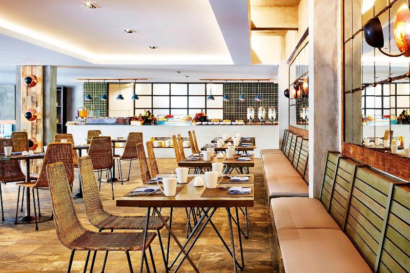 Four Points by Sheraton  Kuta - Restoran