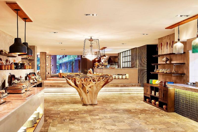 Four Points by Sheraton  Kuta - Restoran