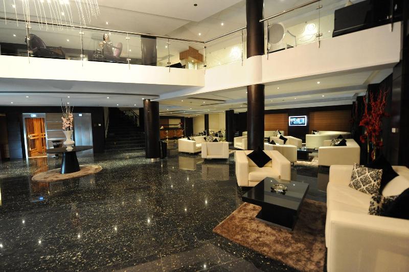 Rive Hotel - Lobi