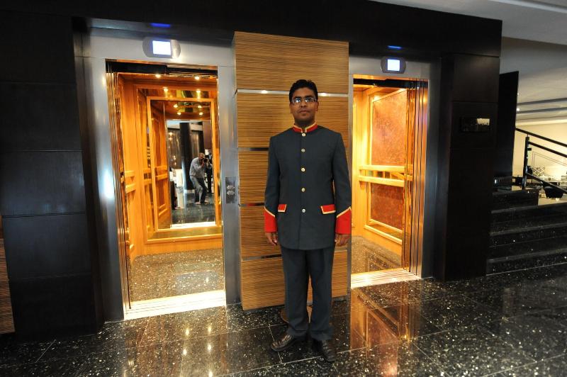 Rive Hotel - Lobi