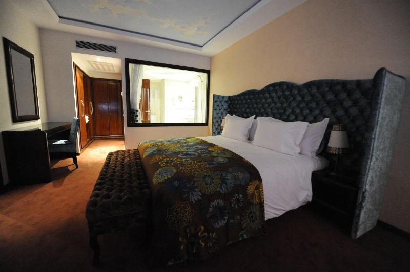 Rive Hotel - Oda