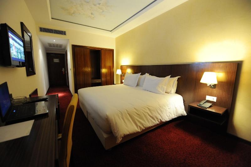 Rive Hotel - Oda