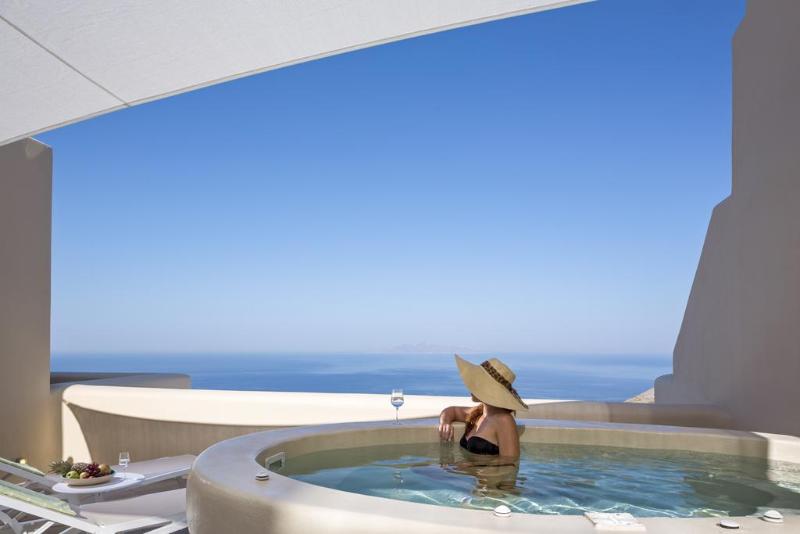 Skyfall Suites - Genel