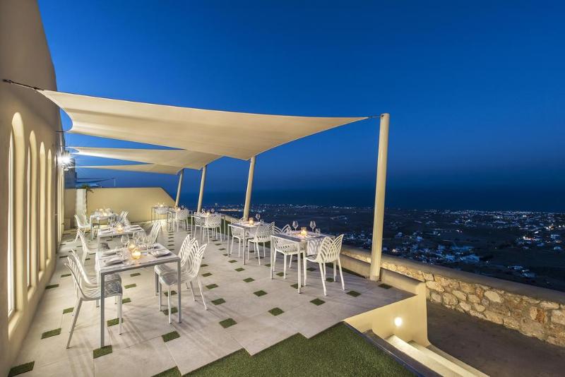 Skyfall Suites - Restoran