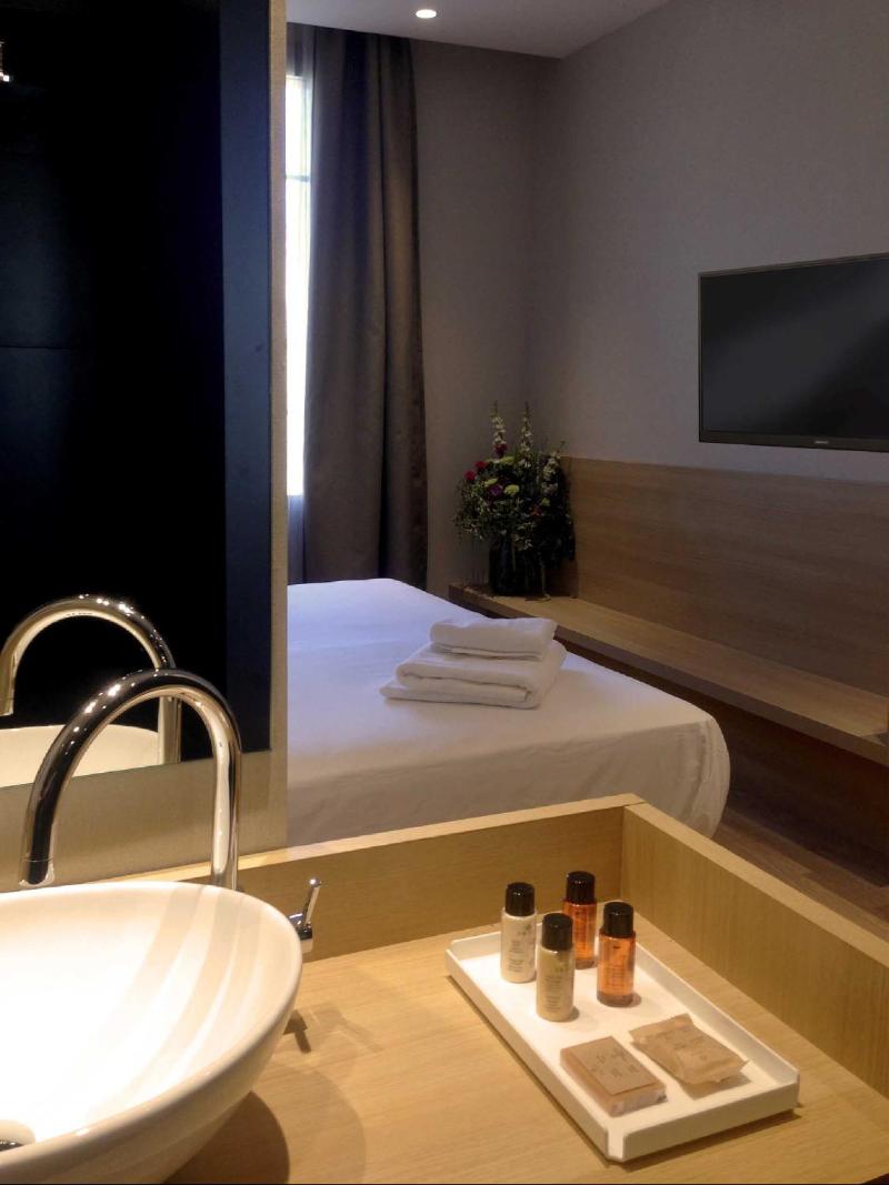 Hotel Ambit Barcelona - Genel