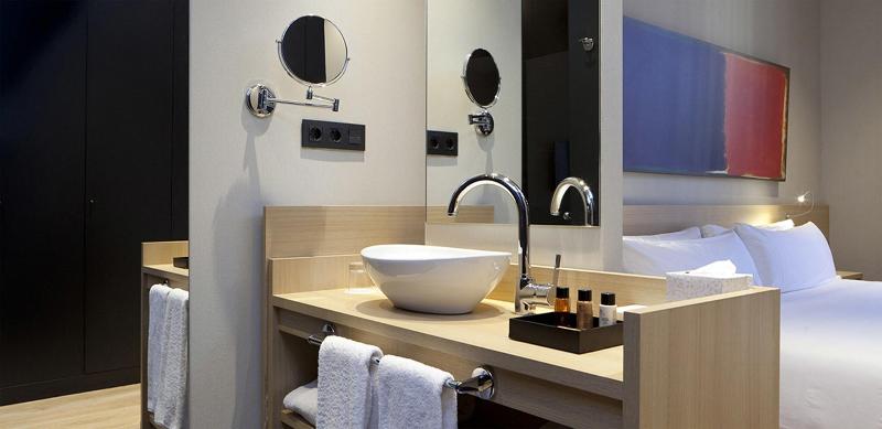 Hotel Ambit Barcelona - Oda