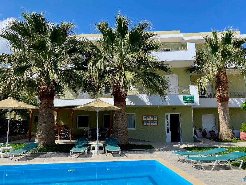 Manolis Apartments - Genel
