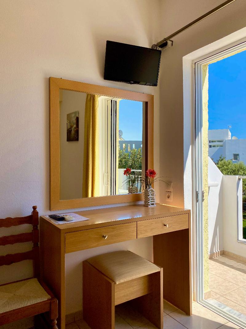 Manolis Apartments - Oda