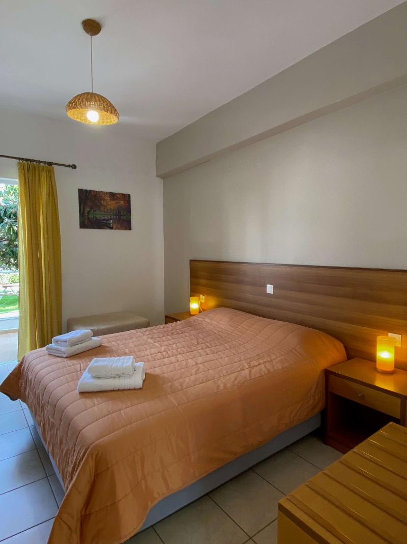 Manolis Apartments - Oda