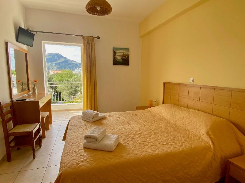 Manolis Apartments - Oda