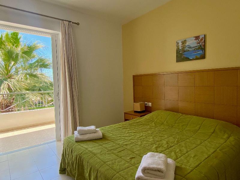 Manolis Apartments - Oda