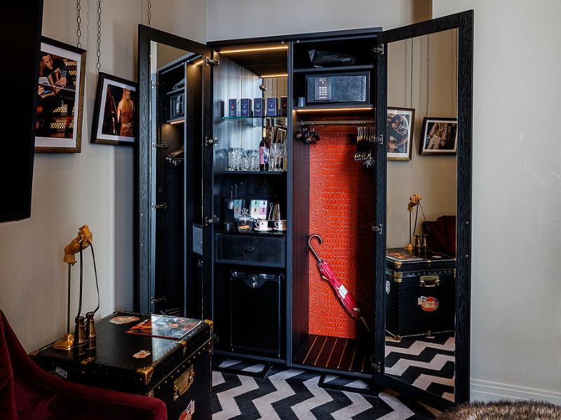 The Rex – Formerly Hotel Gotham - Oda