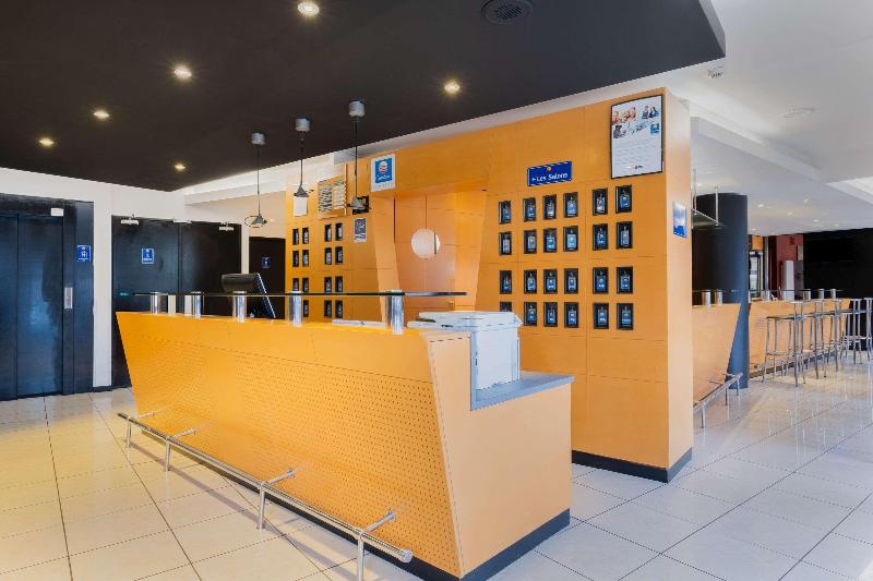 Comfort Hotel Lille L'Union - Lobi