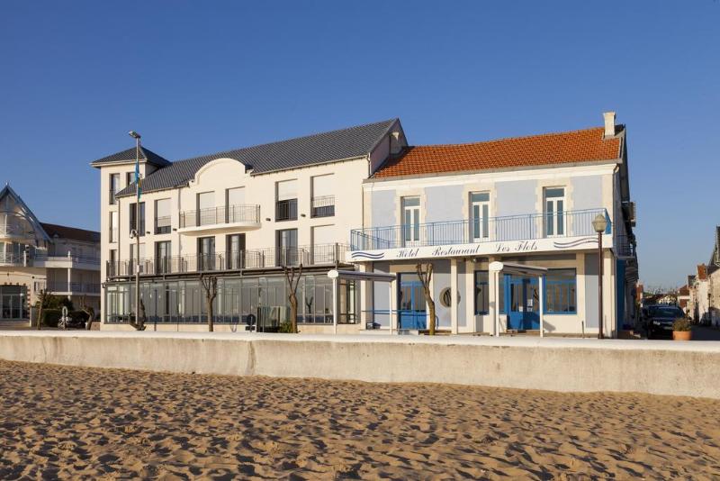 Hotel Les Flots - Genel