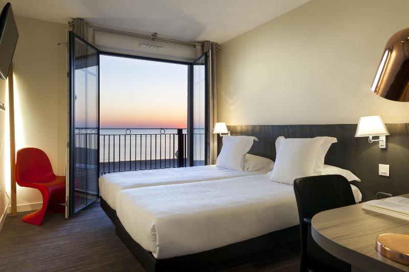 Hotel Les Flots - Plaj