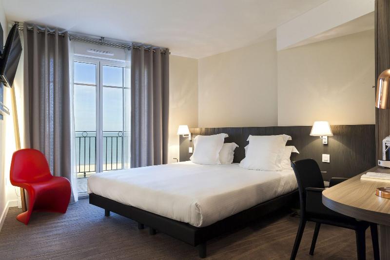 Hotel Les Flots - Plaj