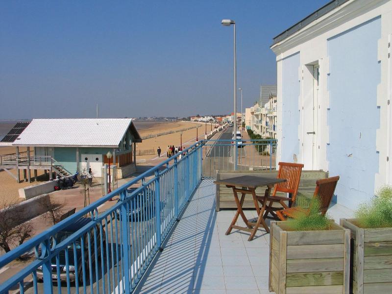 Hotel Les Flots - Teras