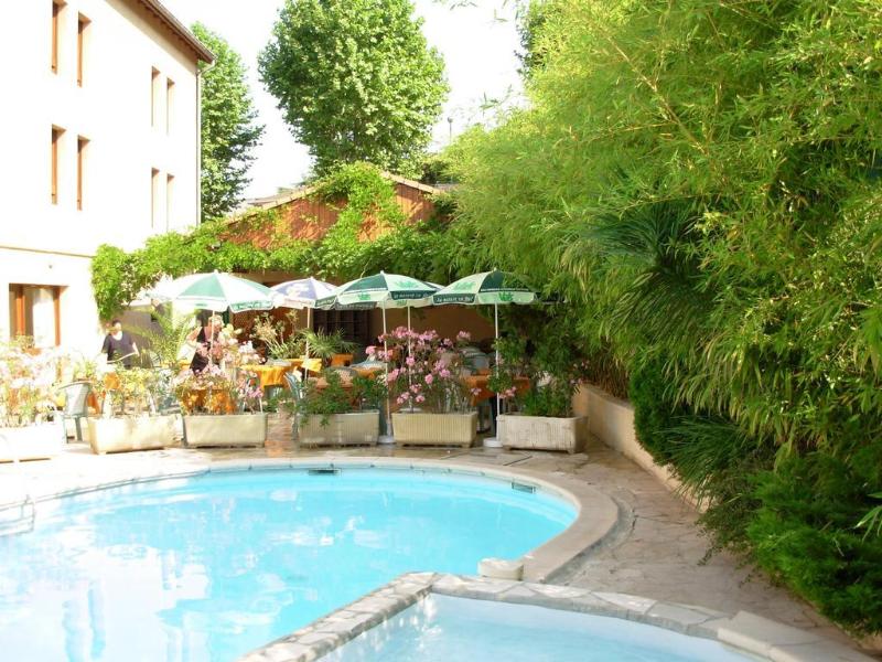 Hotel Valence Est Clos des Tanneurs - Havuz