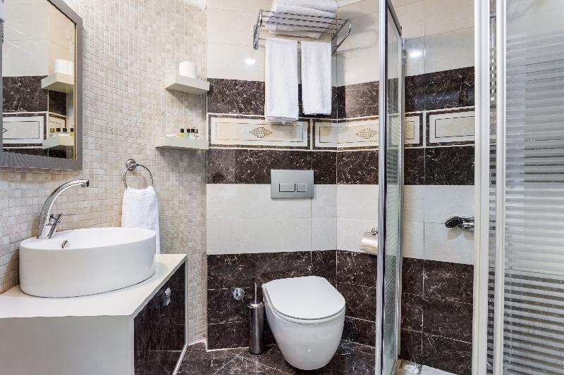 Ayhan Hotel - Oda
