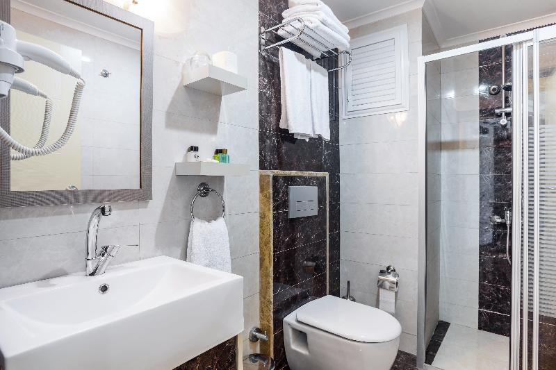Ayhan Hotel - Oda