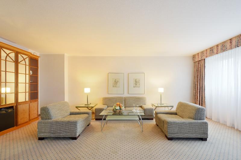 The Q - Quadro City Hotel - Oda