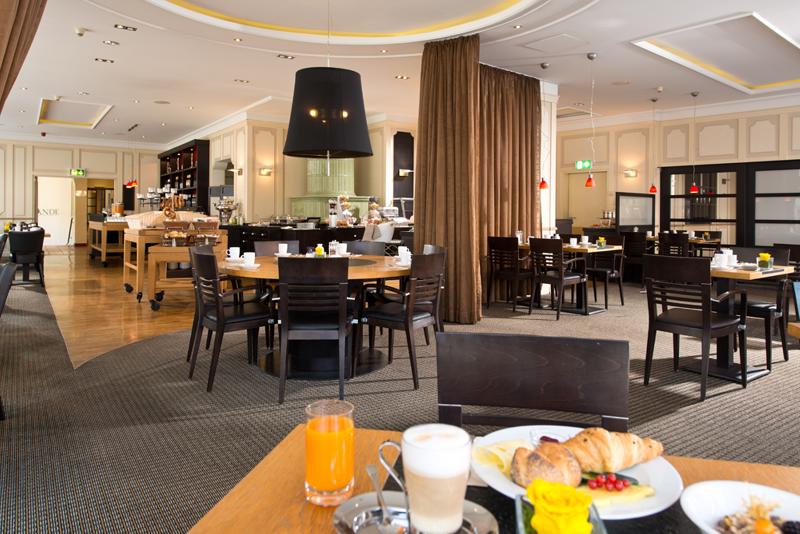 The Q - Quadro City Hotel - Restoran
