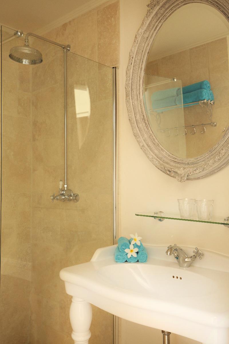 Ocean Breeze Boutique Hotel & Marina - Oda