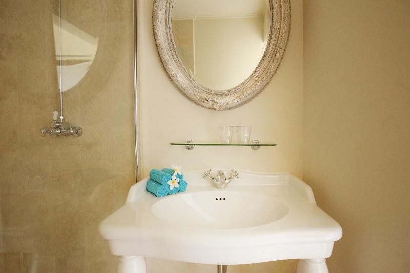 Ocean Breeze Boutique Hotel & Marina - Oda