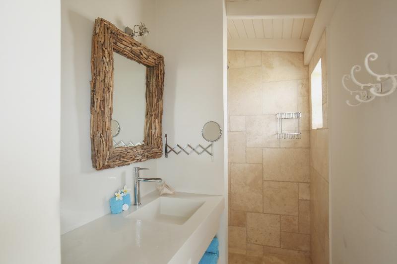 Ocean Breeze Boutique Hotel & Marina - Oda