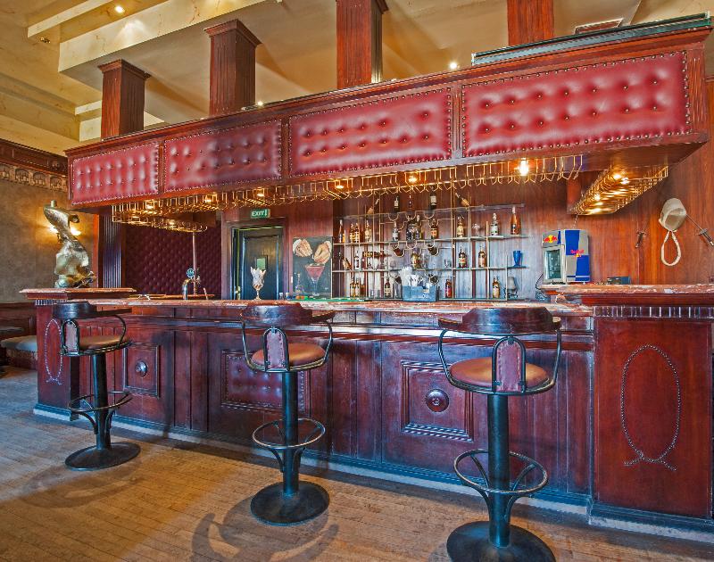 Sunrise Garden Beach Resort - Bar