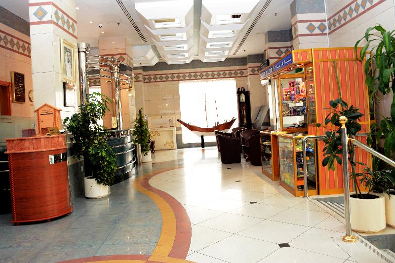 Spark Hotel And Residence - Lobi