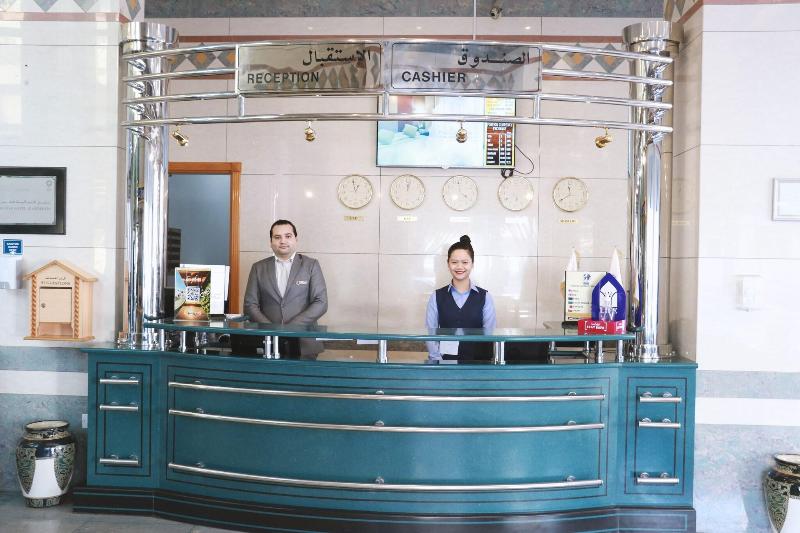 Spark Hotel And Residence - Lobi
