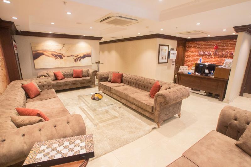 Nova Plaza Boutique & Spa Hotel - Lobi